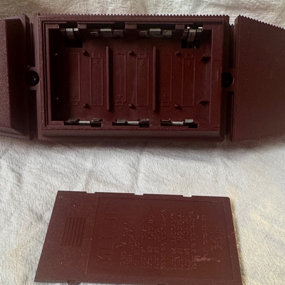 Red Merlin Handheld Console - Picture 11 of 13